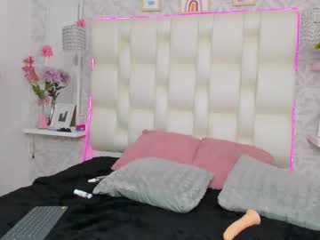 Anniee_Love_ Chaturbate stream image from March 06, 2025