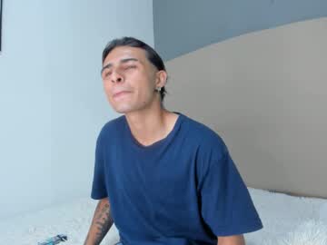 Dylanolimpo Chaturbate stream image from March 06, 2025
