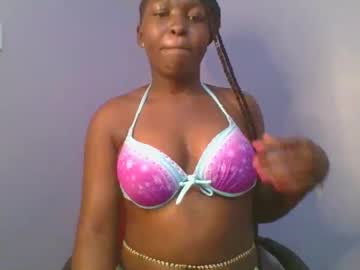 Assy_Lolah Chaturbate stream image from March 07, 2025