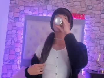 Angelcloudss Chaturbate stream image from March 07, 2025