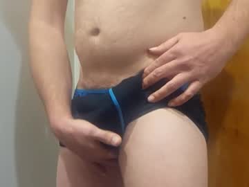 Handhugz Chaturbate stream image from March 07, 2025