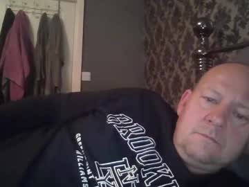 Col4nows Chaturbate stream image from March 07, 2025