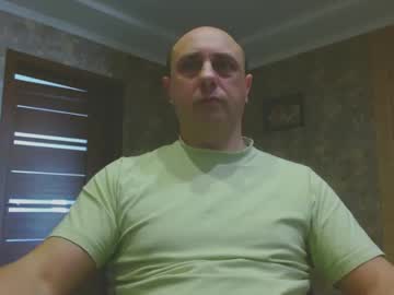 Tolianuch Chaturbate stream image from March 07, 2025