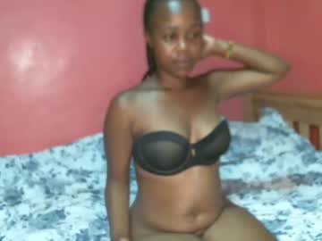 Saramoh2 Chaturbate stream image from March 07, 2025