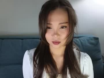Jujuyang Chaturbate stream image from March 07, 2025