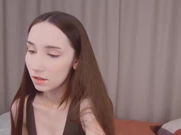 Lezyliza Chaturbate stream image from March 07, 2025