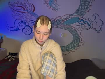 Aiko180 Chaturbate stream image from March 07, 2025