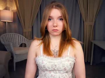 Cwenebatcheller Chaturbate stream image from March 07, 2025