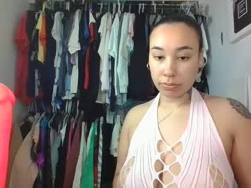 Nautinautica Chaturbate stream image from March 07, 2025