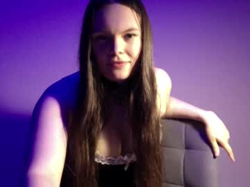 Klklklloll Chaturbate stream image from March 07, 2025