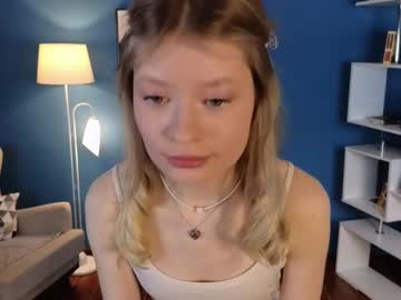 Alicia_Russell Chaturbate stream image from March 07, 2025