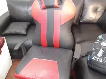 Yun_2 Chaturbate stream image from March 07, 2025
