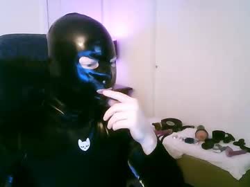 Latexminheadroom Chaturbate stream image from March 08, 2025
