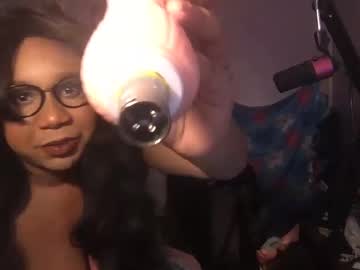 Nesiaj21 Chaturbate stream image from March 08, 2025