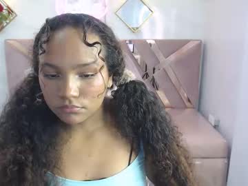 Thaly_Dicarm_V Chaturbate stream image from March 08, 2025