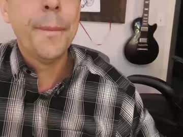 Carminevalentino Chaturbate stream image from March 08, 2025