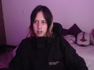 Meev382 Chaturbate stream image from March 08, 2025
