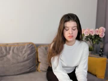Willaalkins Chaturbate stream image from March 08, 2025