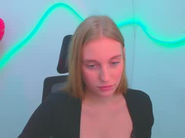 Daisy_Isy Chaturbate stream image from March 08, 2025