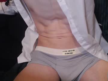 Guywithashirt Chaturbate stream image from March 08, 2025