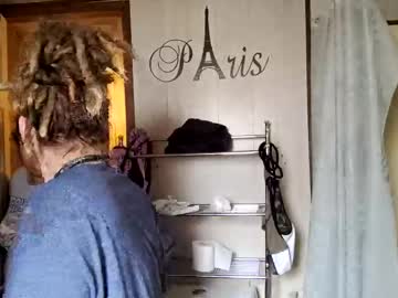 Psychoxpixie Chaturbate stream image from March 08, 2025