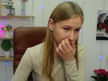 Vikawarmth Chaturbate stream image from March 08, 2025