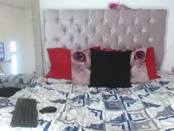 Louise_Stonne Chaturbate stream image from March 08, 2025