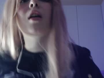 Honey_Raidens Chaturbate stream image from March 08, 2025