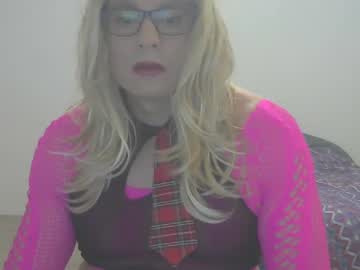 Sandraclara Chaturbate stream image from March 08, 2025