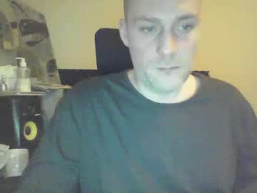 Ruwatching_Me Chaturbate stream image from March 09, 2025