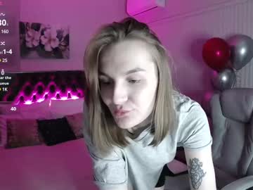 Vikky_Moon Chaturbate stream image from March 09, 2025