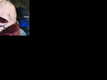 Sexycouple31211 Chaturbate stream image from March 09, 2025