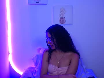 Sylvannamorelli Chaturbate stream image from March 09, 2025