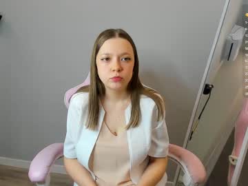 Joanherrick Chaturbate stream image from March 09, 2025