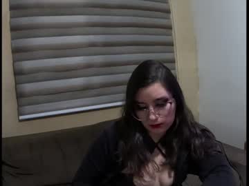 Lesliesweett Chaturbate stream image from March 09, 2025
