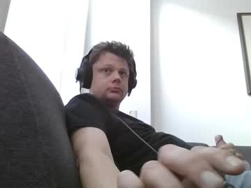 Cocolocoz Chaturbate stream image from March 09, 2025