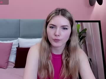 Evelineamore Chaturbate stream image from March 09, 2025