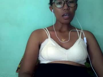 Lovaelisa Chaturbate stream image from March 09, 2025