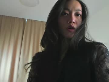 Zhenzhuxio Chaturbate stream image from March 09, 2025