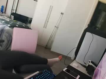 Kissfetish69 Chaturbate stream image from March 09, 2025