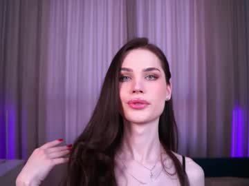 Sweet_Reverie Chaturbate stream image from March 09, 2025