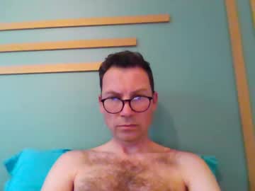Pchittt Chaturbate stream image from March 09, 2025