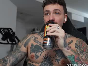 Frewfun Chaturbate stream image from March 09, 2025