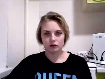 Royaldessert Chaturbate stream image from March 09, 2025