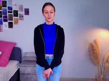 Tifaniowens Chaturbate stream image from March 09, 2025