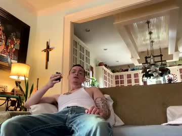 Straightupdown Chaturbate stream image from March 09, 2025