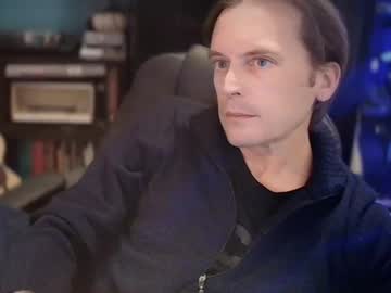 Visitorq1980 Chaturbate stream image from March 09, 2025