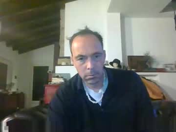 27lv27 Chaturbate stream image from March 09, 2025
