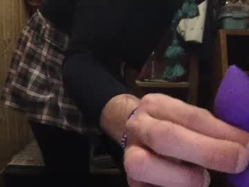 Bussybinge Chaturbate stream image from March 09, 2025