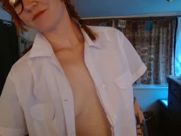 Missmoonmagic13 Chaturbate stream image from March 10, 2025
